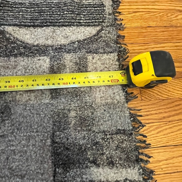 Wilfred Blanket Scarf - Picture 7 of 11